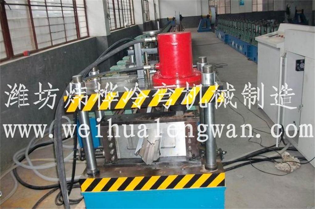 1554361759116465.jpg 门框出产线-2.jpg