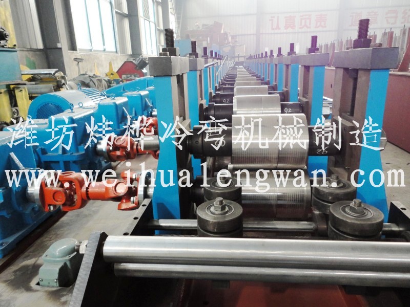 储物柜自动出产线