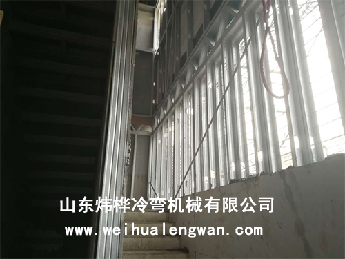 轻钢别墅自动出产线