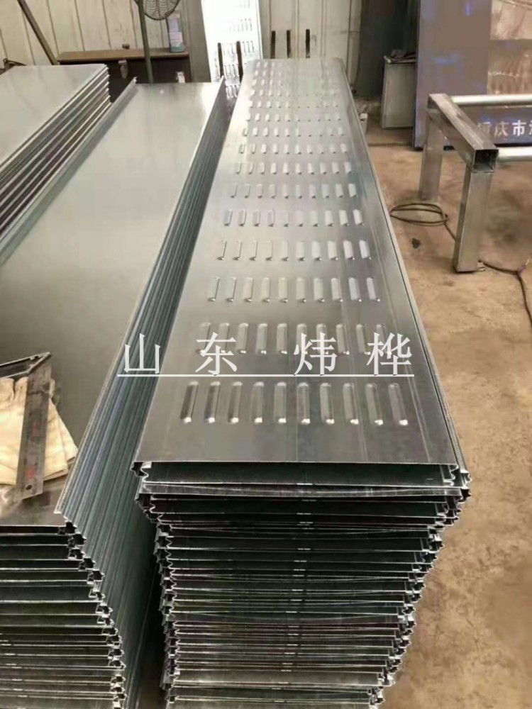 公路声樊篱自动出产线