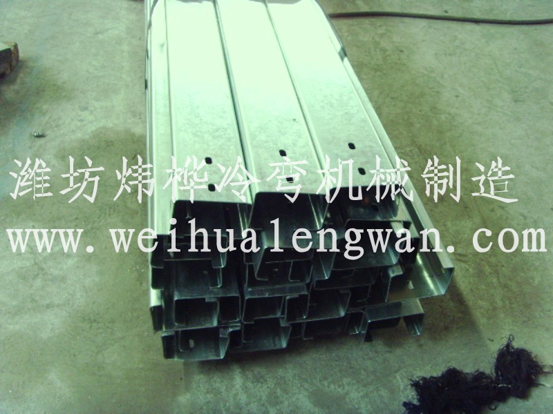 1567837519759367 电缆桥架出产线-电缆桥架装置知识