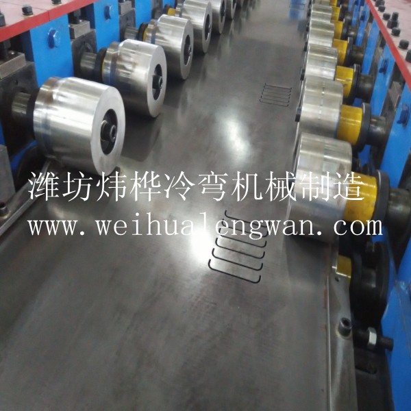 不锈钢文件柜自动出产线