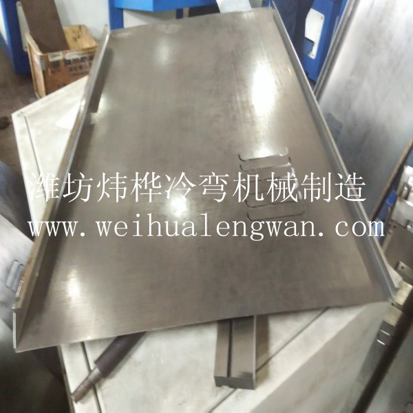 1568874407235033 文件柜出产线的特点及文件柜的重要性