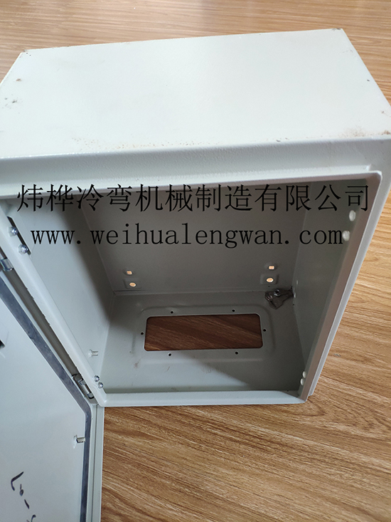 1572406266813295 户外箱的防护等级