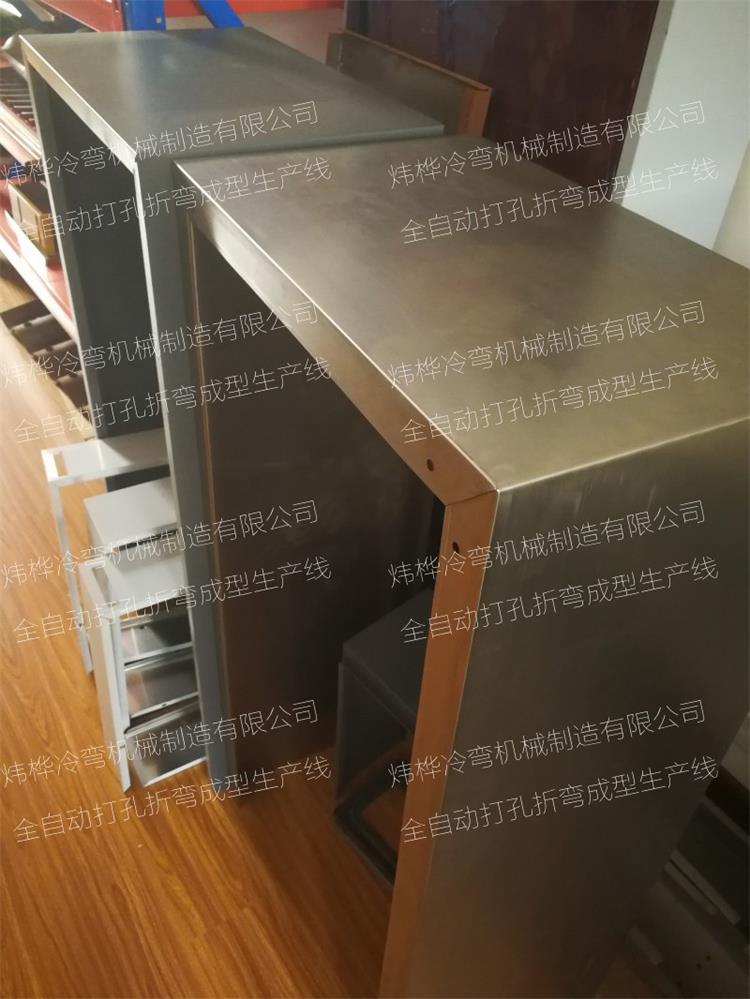 1574989846115092 配电箱的分类