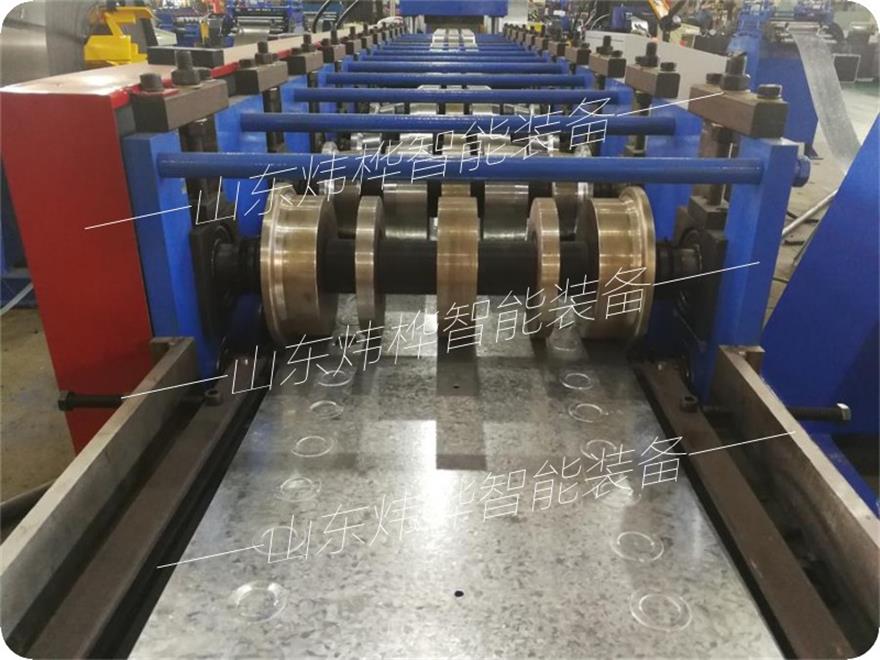 水表箱出产设备-水表箱成型机